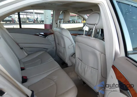 2005 Mercedes-Benz E 320 from USA, damaged, VIN WDBUF65J95A617675